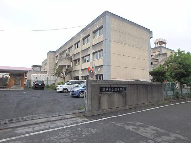 坂戸市立桜中学校まで1700m
