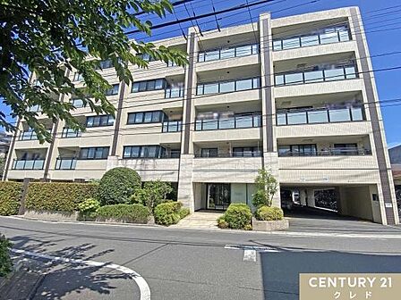 新規リフォーム実施！ファミリー世帯やご夫婦での暮らしにおすすめの2SLDK。大切なペットと一緒に暮らせます。（細則有）
