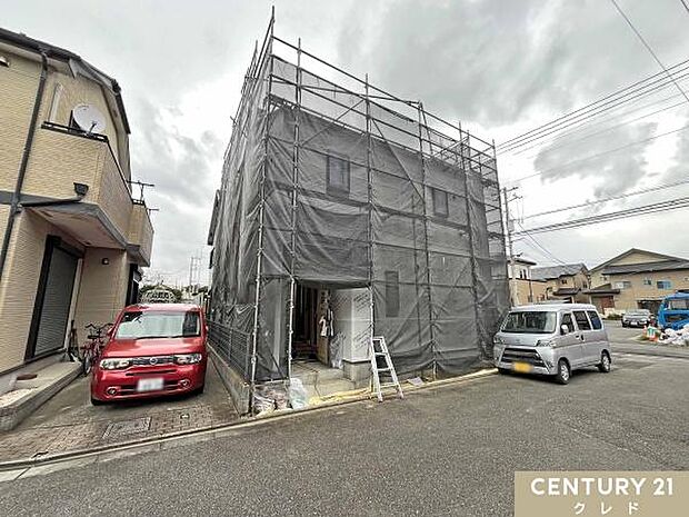長く快適な暮らしを支える、長期優良住宅認定の3LDK。家族が集まるLDKを中心に、ゆとりある間取りで心地よく暮らせます。