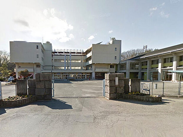 越生町立越生中学校まで4000m