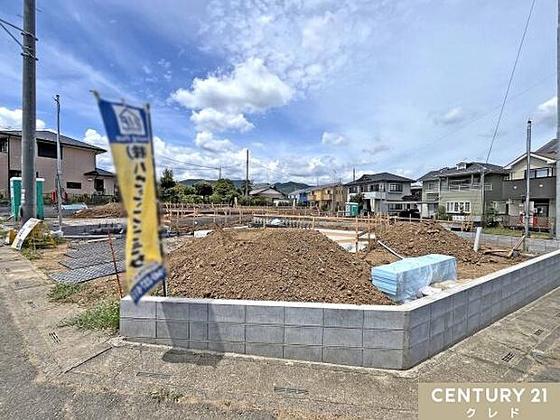 床全面と立ち上がりを鉄筋コンクリートで施工することで、安心して暮らせる地震に強い基礎を造ります。