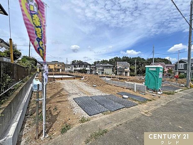 床全面と立ち上がりを鉄筋コンクリートで施工することで、安心して暮らせる地震に強い基礎を造ります。