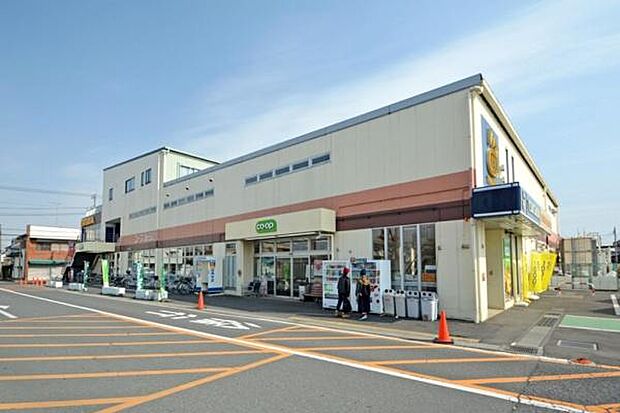 コープみらい高階店まで560m