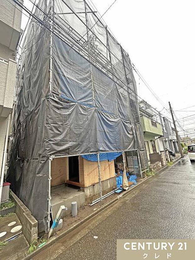 東武東上線「川越」駅から徒歩19分。減税+控除対象のZEH水準の2SLDK。周辺環境も含めてご案内します。