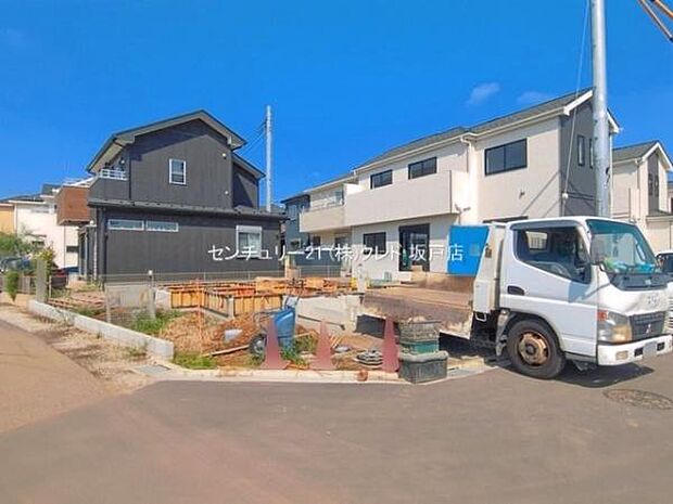 全棟土地の造成中です。建物を建てる前にしっかりと地盤の調査を行い、必要に応じて地盤改良を行います。
