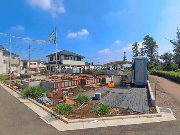 長期優良住宅認定の全7棟。これから完成に向けて工事がスタートします。こだわりの住まいが少しずつ形になっていく様子を、ぜひお楽しみください。