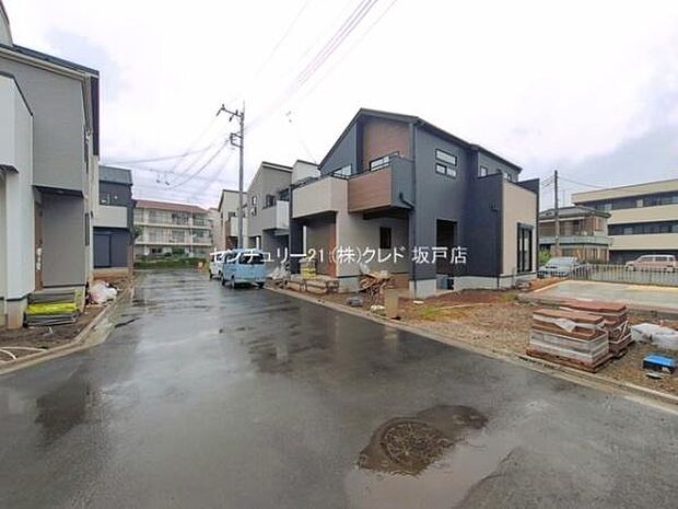 全12棟の新たな街並みが誕生!それぞれの暮らしに寄り添う住まいが並び、家族が心地よく暮らせる新しいコミュニティが広がります。