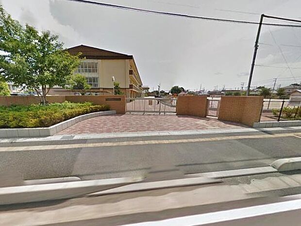 東松山市立高坂小学校まで400m