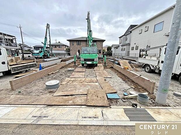 制震Damper標準搭載・耐震等級3取得の地震に強い安心住宅。各棟それぞれに異なる魅力がいっぱい。間取りにもこだわった全4棟の新邸が誕生します。