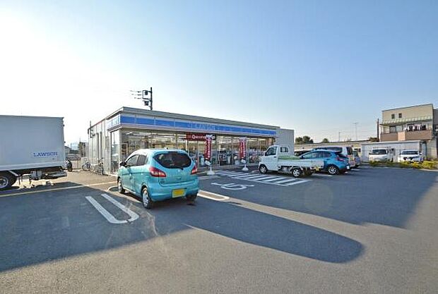 ローソン日高南平沢店まで307m
