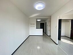 ハートフル・プリムラ 3階1LDKのリビング/ダイニング