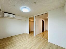 ラクーン守山 3階1LDKのリビング/ダイニング