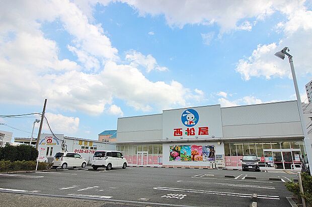 西松屋　町田多摩境店　距離約750m