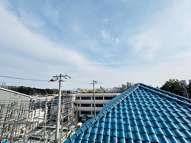 高い建物もないので、バルコニーからの眺望も良好です