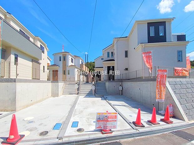 駐車スペースも完備(駐車できる車種はお問い合わせください)