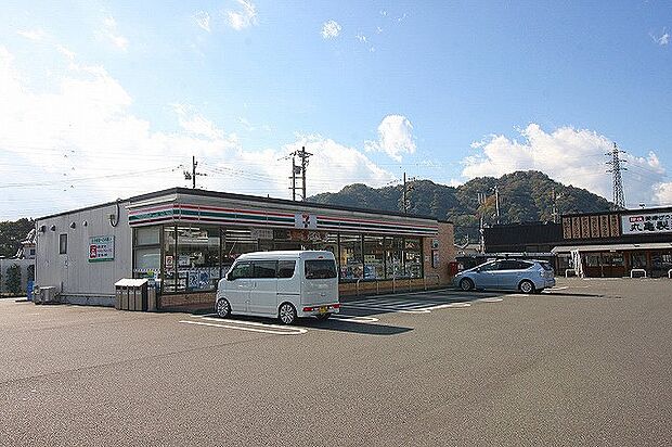 セブンイレブン　相模原城山谷ヶ原2丁目店　距離約400m