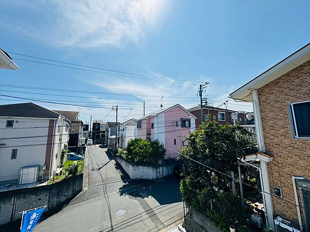 高い建物もないので、バルコニーからの眺望も良好です