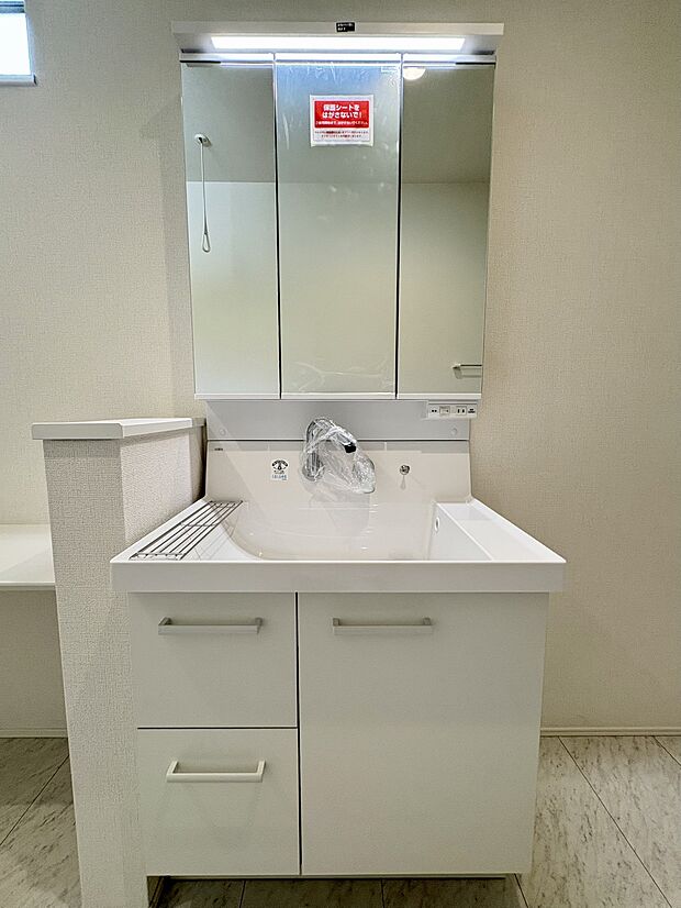 ● お気軽にお問い合わせください ●