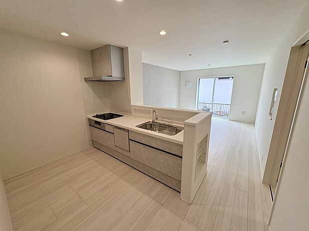 ● お気軽にお問い合わせください ●