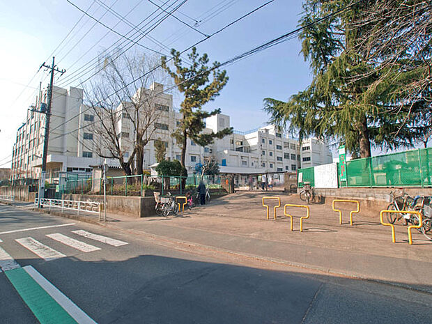 大和市立柳橋小学校まで約1100m