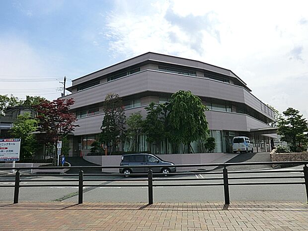 よみうりランドクリニックモールまで約1200m