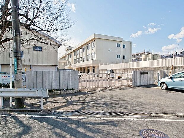 相模原市立新町中学校　距離約1400m