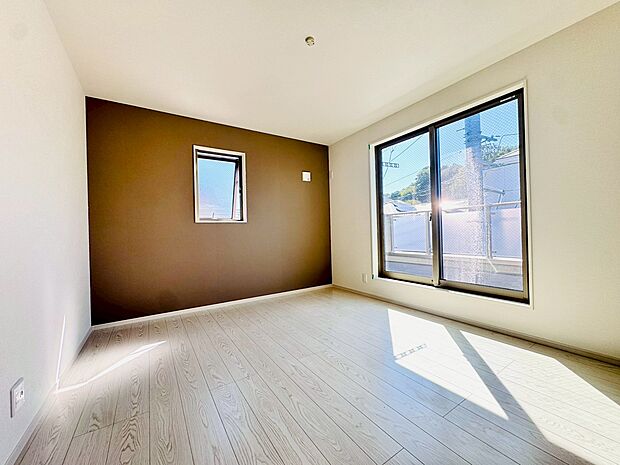 アクセントクロスがあることで、お部屋に特徴を加えてくれます