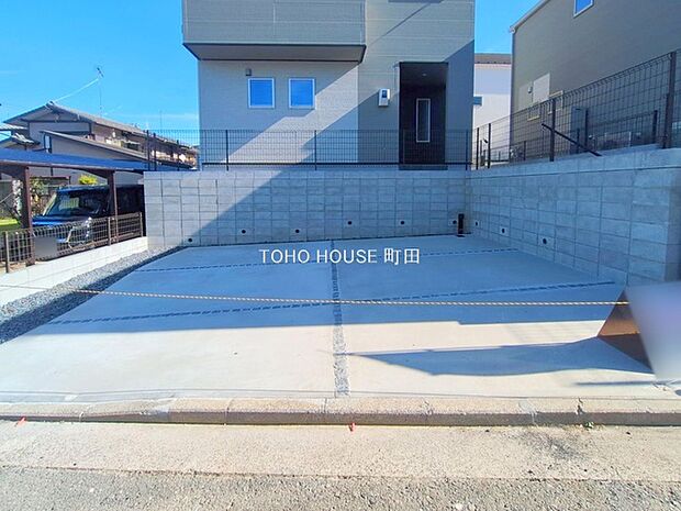 駐車スペースあり(車種による)