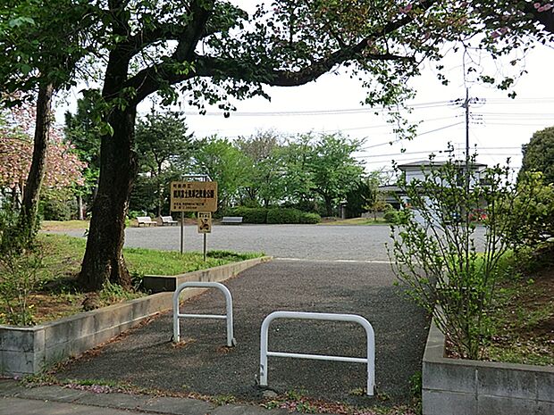 鶴川富士見第2児童公園 距離約450m