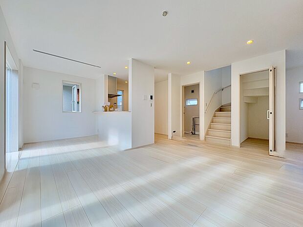 お気軽にお問い合わせください?