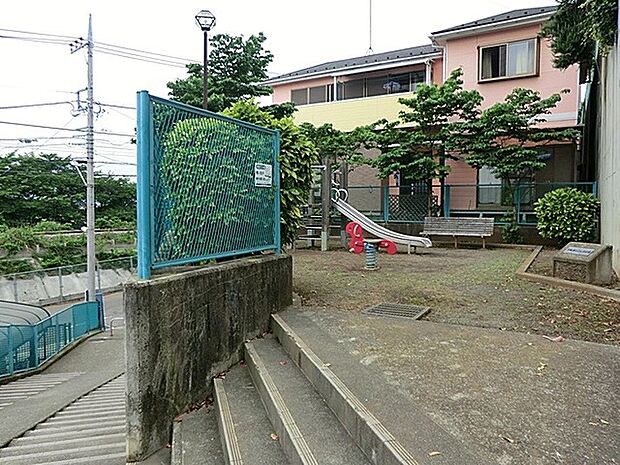 下磯部みはらし台公園　距離約450m