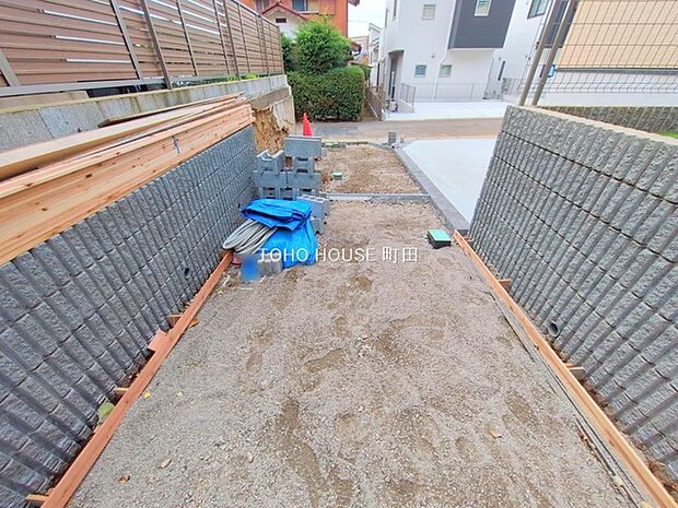 駐車スペースあり(車種による)