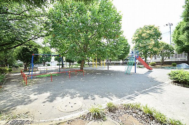 奈良町第九公園 距離約110m