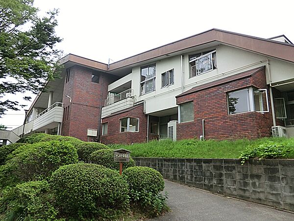 apartment 東京都多摩市永山１丁目
地図を見る