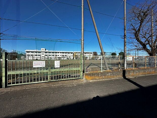 相模原市立相武台中学校　距離約1300m