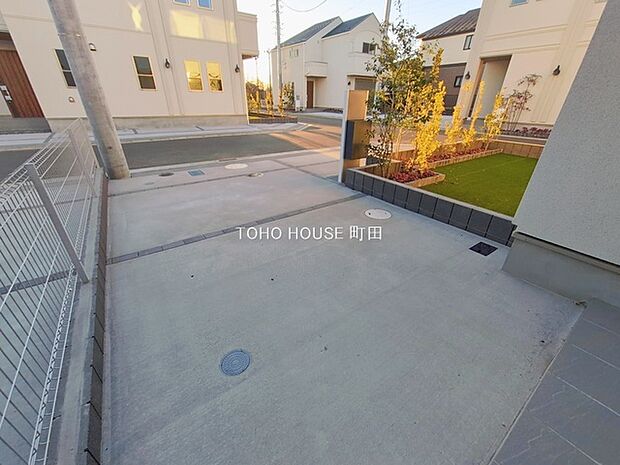 駐車スペースあり(車種による)