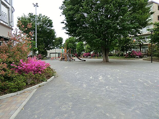 宮前公園まで約1000m