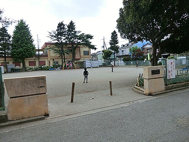 鶴間1号公園まで約260m