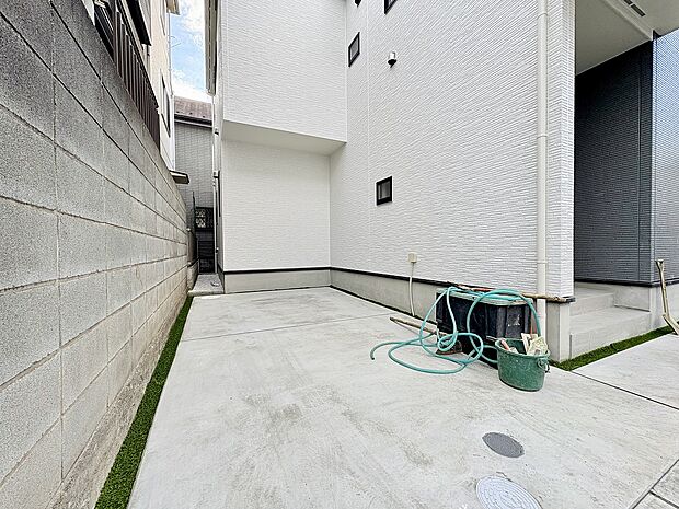 駐車スペースあり(車種による)