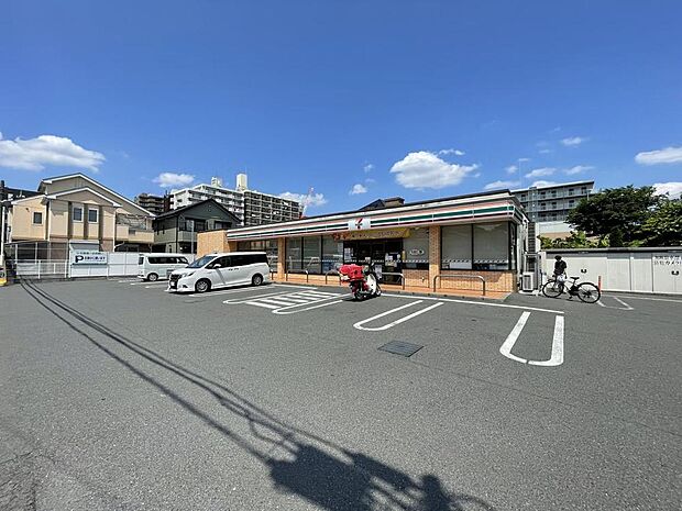 セブンイレブン　大和中央5丁目店　距離約400m