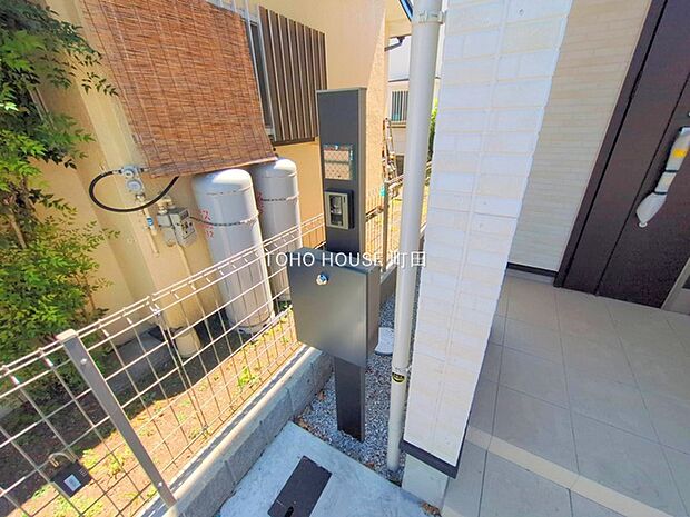 来客が一目でわかるTVモニター付きインターホン付き