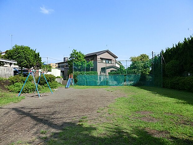 北相武台団地公園 距離約500m