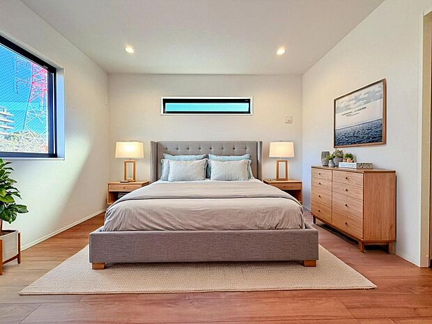 家具はCGで作成しており、実際に現地に家具は置かれておりません。また、価格に家具は含まれておりません。