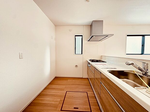 家事をしながら家族との会話も弾む対面キッチンを採用