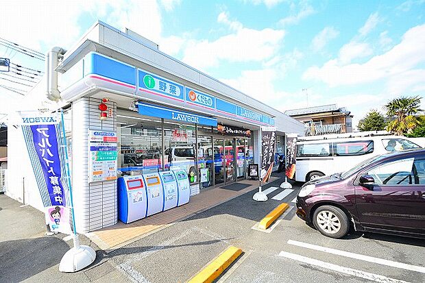 ローソン　町田成瀬街道店　距離約50m