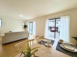 リビング/ダイニングの画像