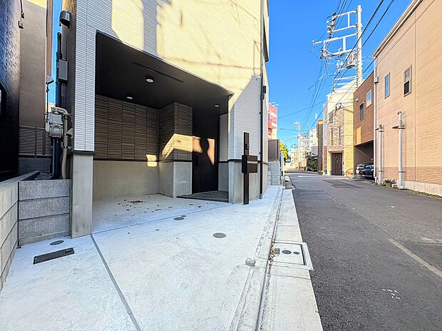 駐車スペースあり(車種による)