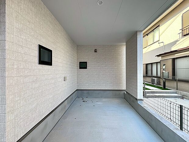 駐車スペースあり(車種による)