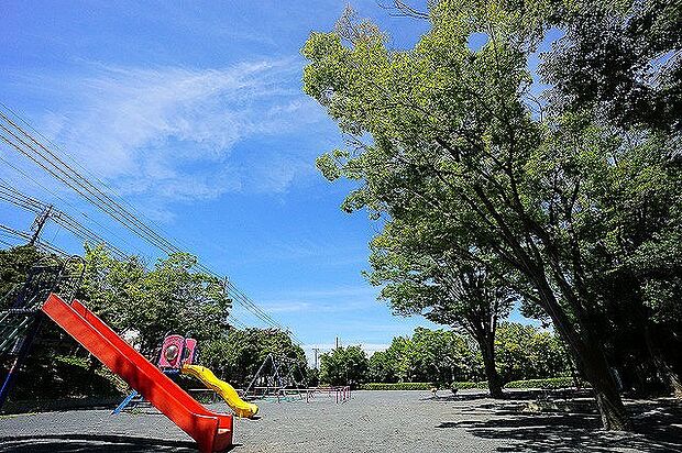荏子田公園まで約180m