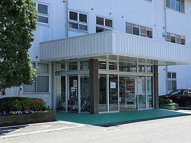 新中川病院まで約1100m